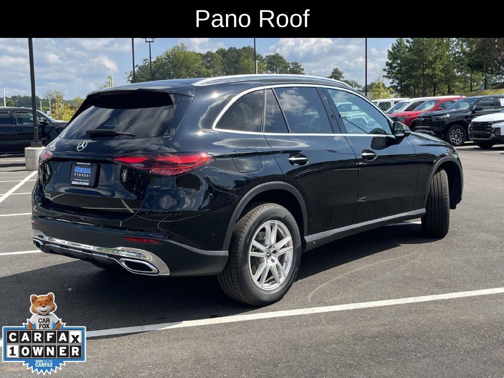 Used 2025  Mercedes-Benz GLC 300 image 3