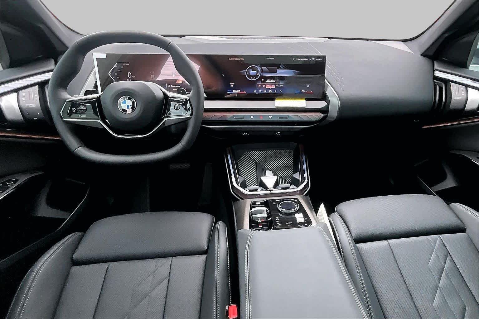 Used 2026 Skyscraper Grey Metallic BMW 30 xDrive image 15