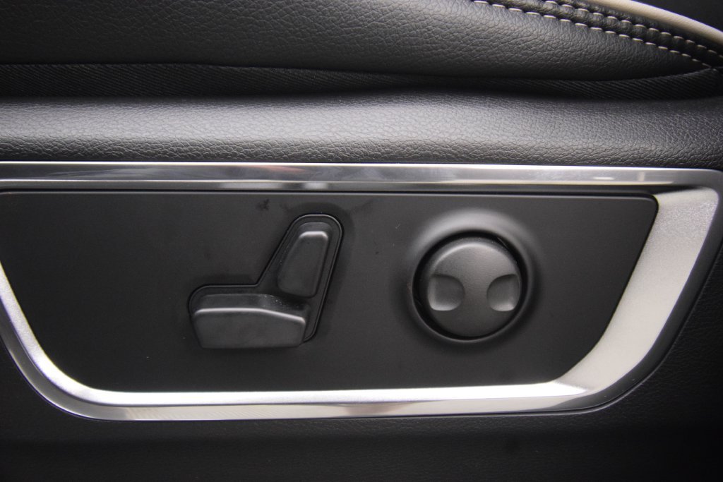 New 2026 Serrano-Green Metallic Exterior Paint RAM Laramie image 37