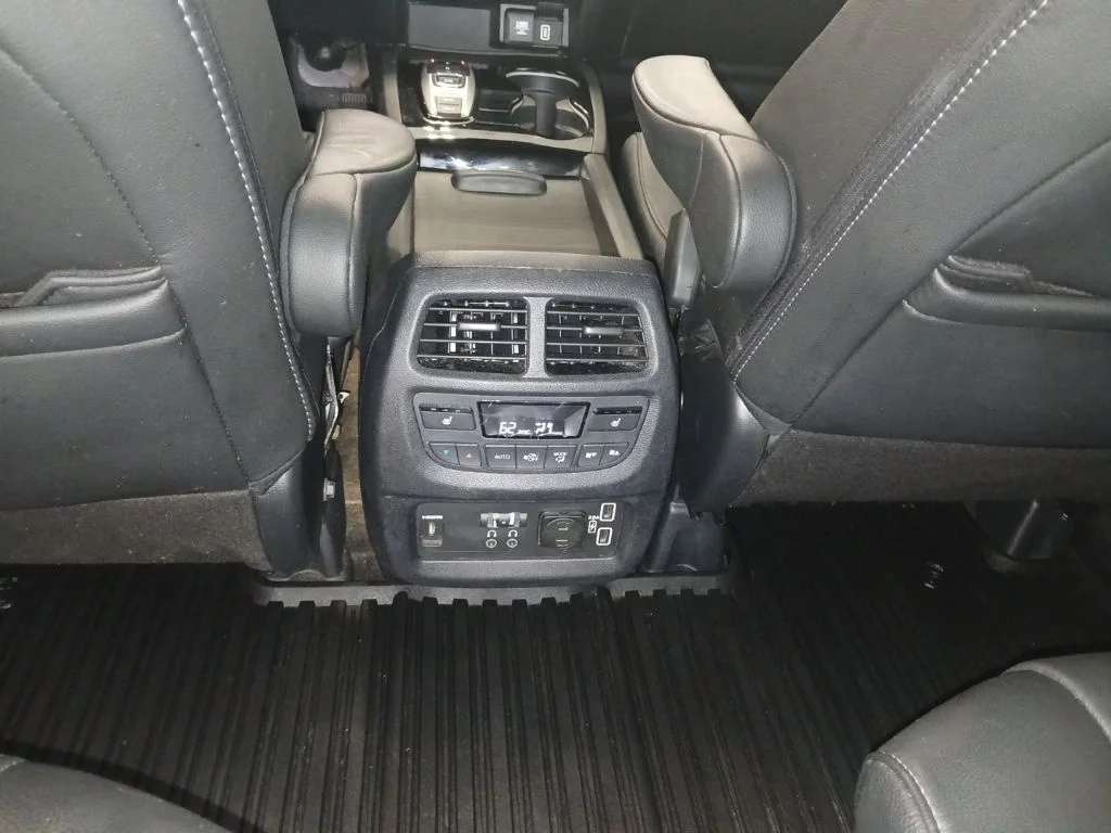Used 2020 White Honda Touring image 36