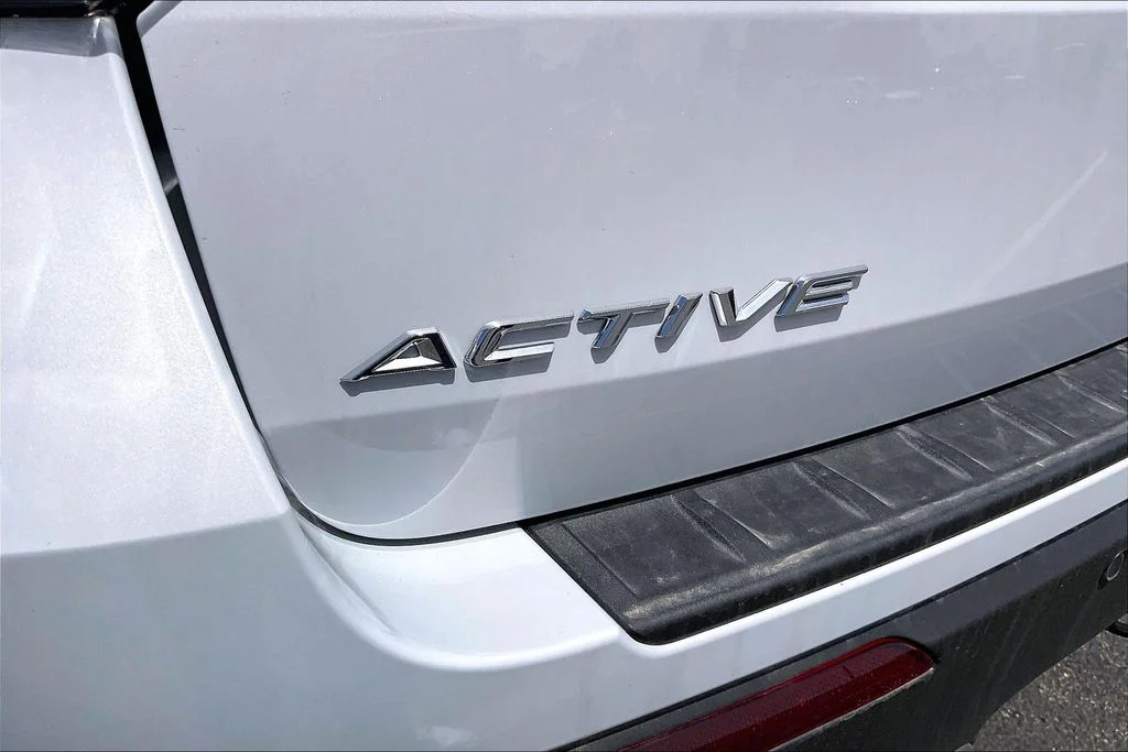 New 2026 Space White Metallic Ford Active image 32