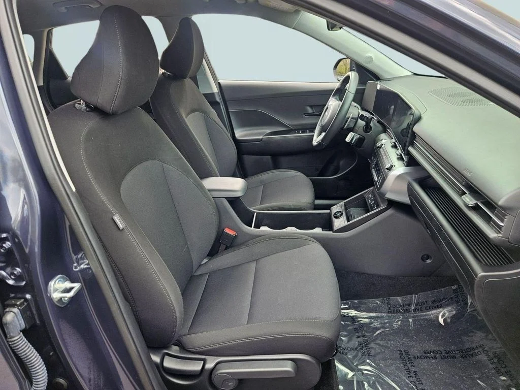 Used 2025 Denim Blue Pearl Hyundai SEL Convenience image 27