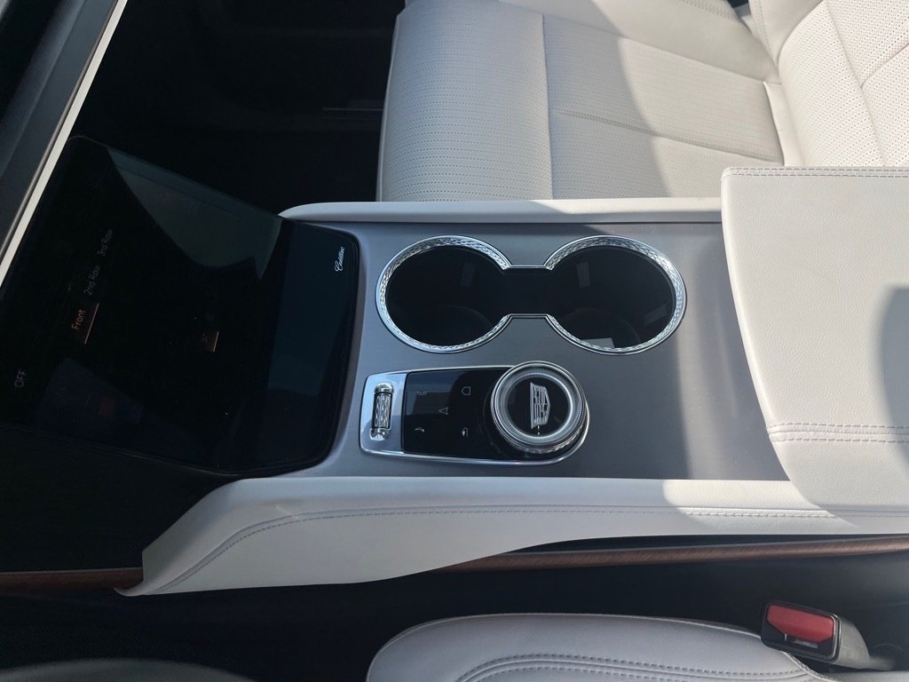 2026 Cadillac VISTIQ Luxury - Photo 17