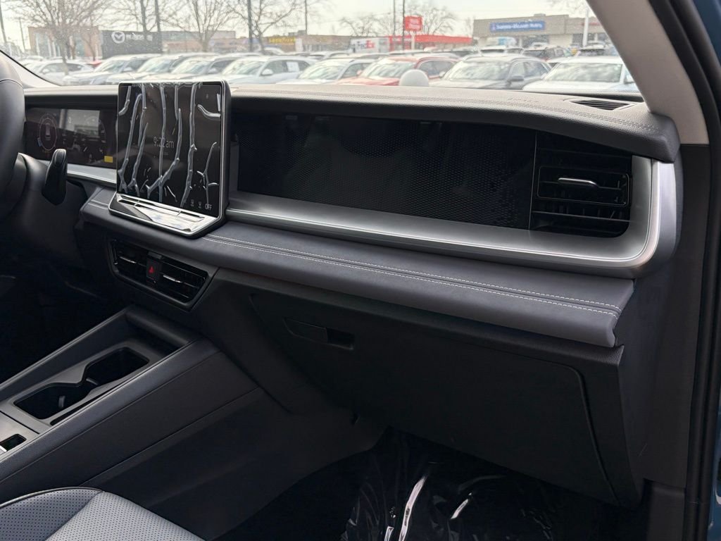 New 2026 Monterey Blue Pearl Volkswagen 2.0T SE image 16
