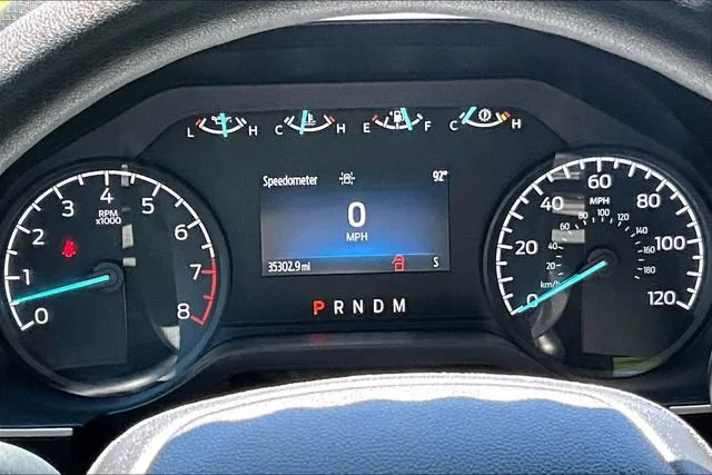 Used 2023  Ford XL image 22