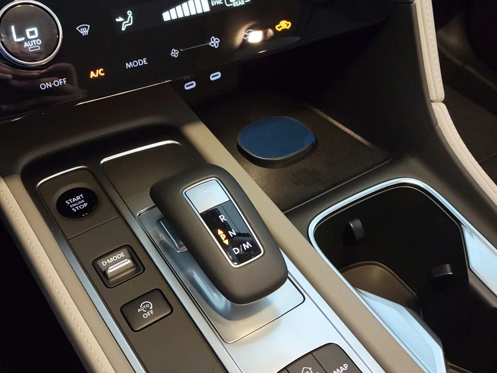 New 2027 Gray INFINITI LUXE image 24