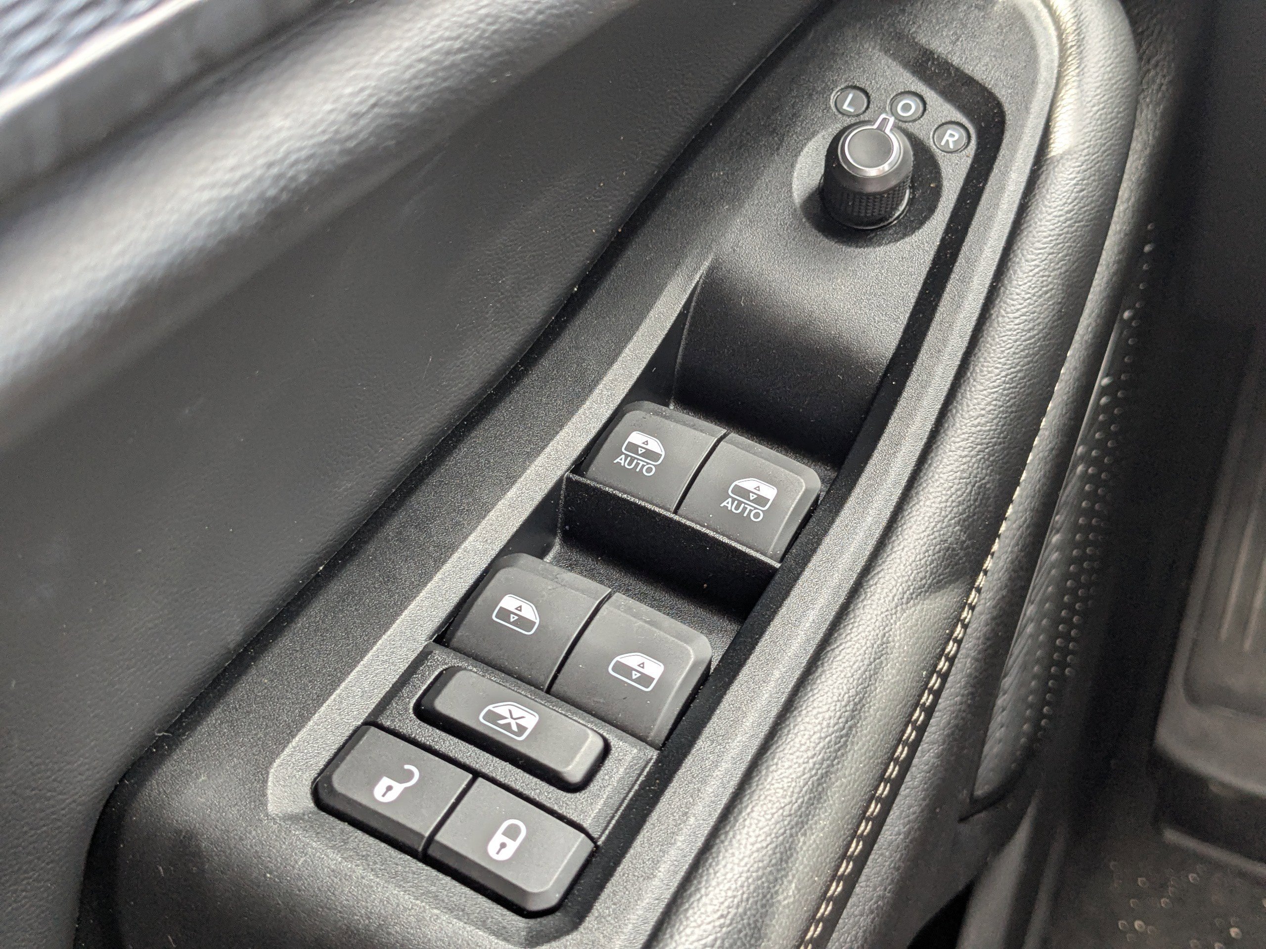 2023 Jeep Grand Cherokee L Laredo - Photo 28