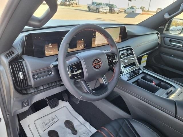 2026 Nissan Armada PRO-4X - Photo 11