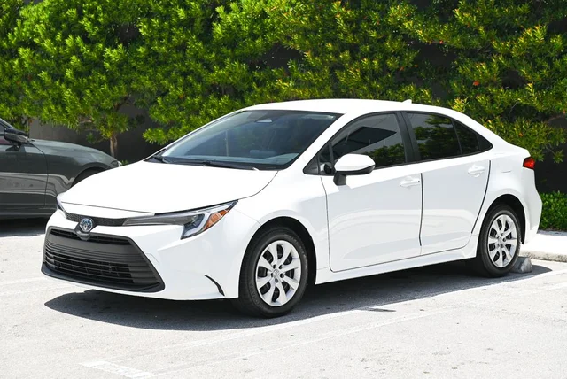 2024 Toyota Corolla Hybrid LE