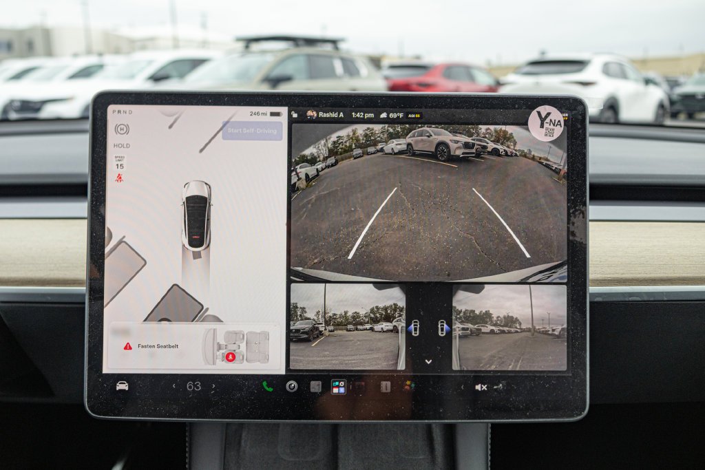 Used 2023  Tesla Long Range image 17