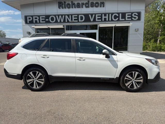 Used 2018 Subaru Outback Limited with VIN 4S4BSANC0J3339171 for sale in Gladwin, MI