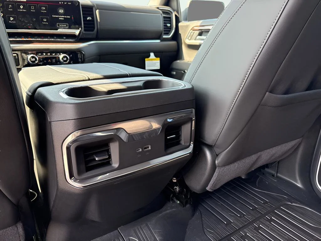 New 2026 Onyx Black GMC Elevation image 13