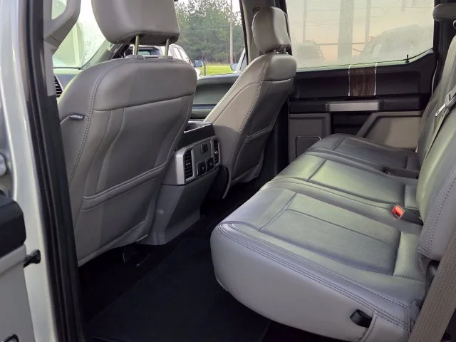 Used 2019 Silver Ford Lariat image 9