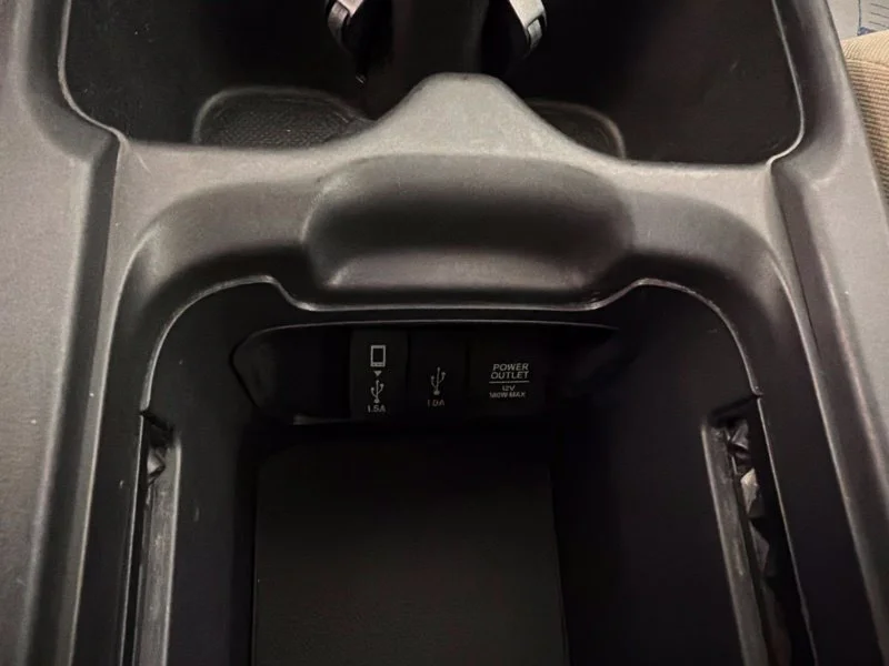 Used 2018  Honda EX image 34