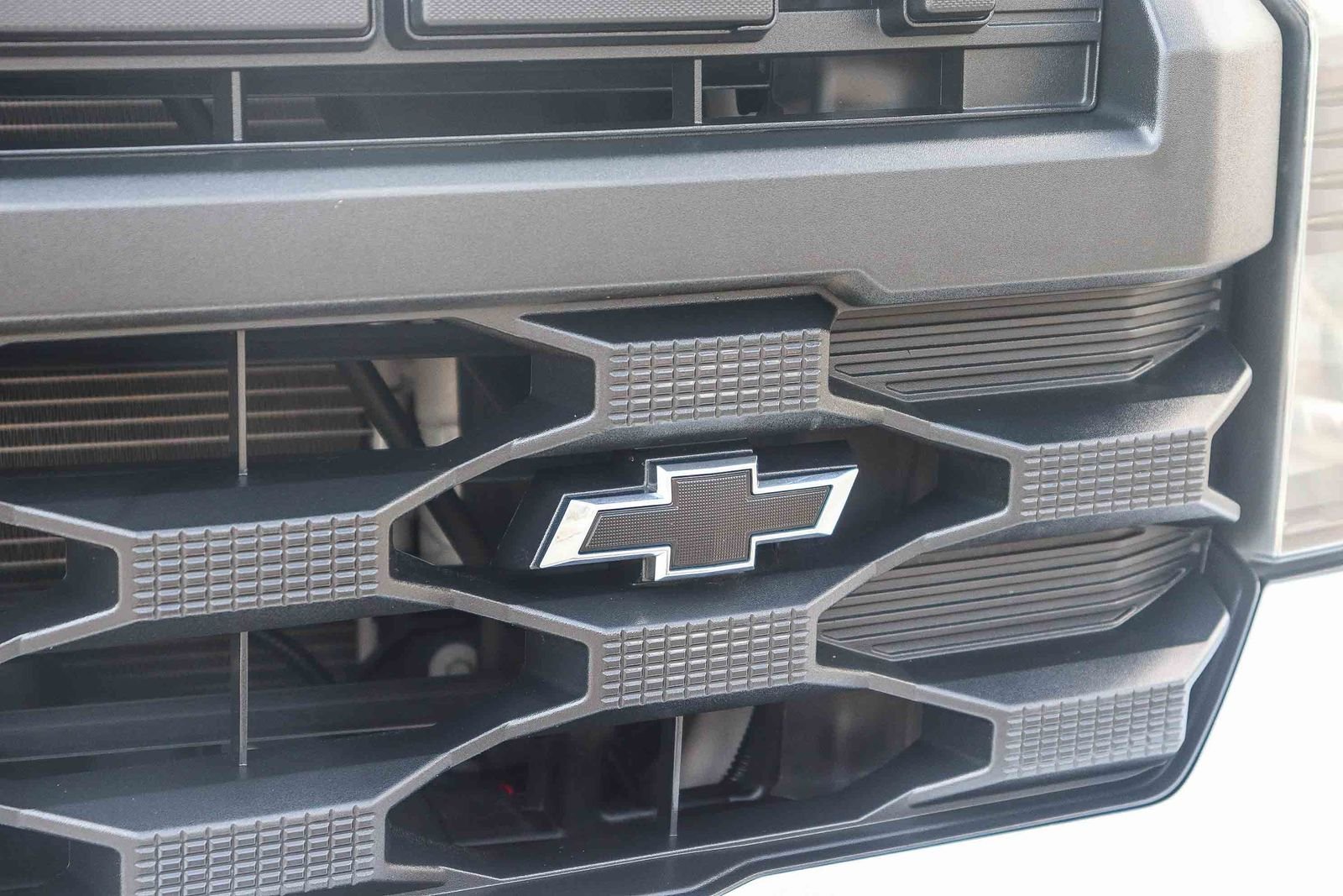 Used 2022 Summit White Chevrolet Custom image 13