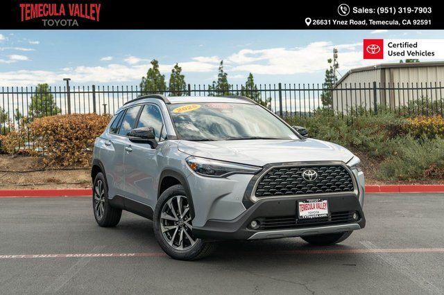 2025 Toyota Corolla Cross XLE