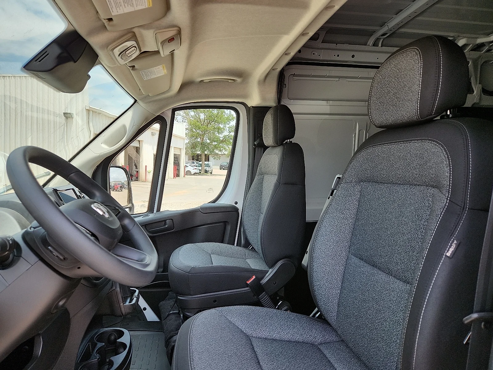 New 2025 Bright White Clear-Coat  Paint Ram PROMASTER 2500 TRADESMAN CARGO VAN HIGH ROOF 136