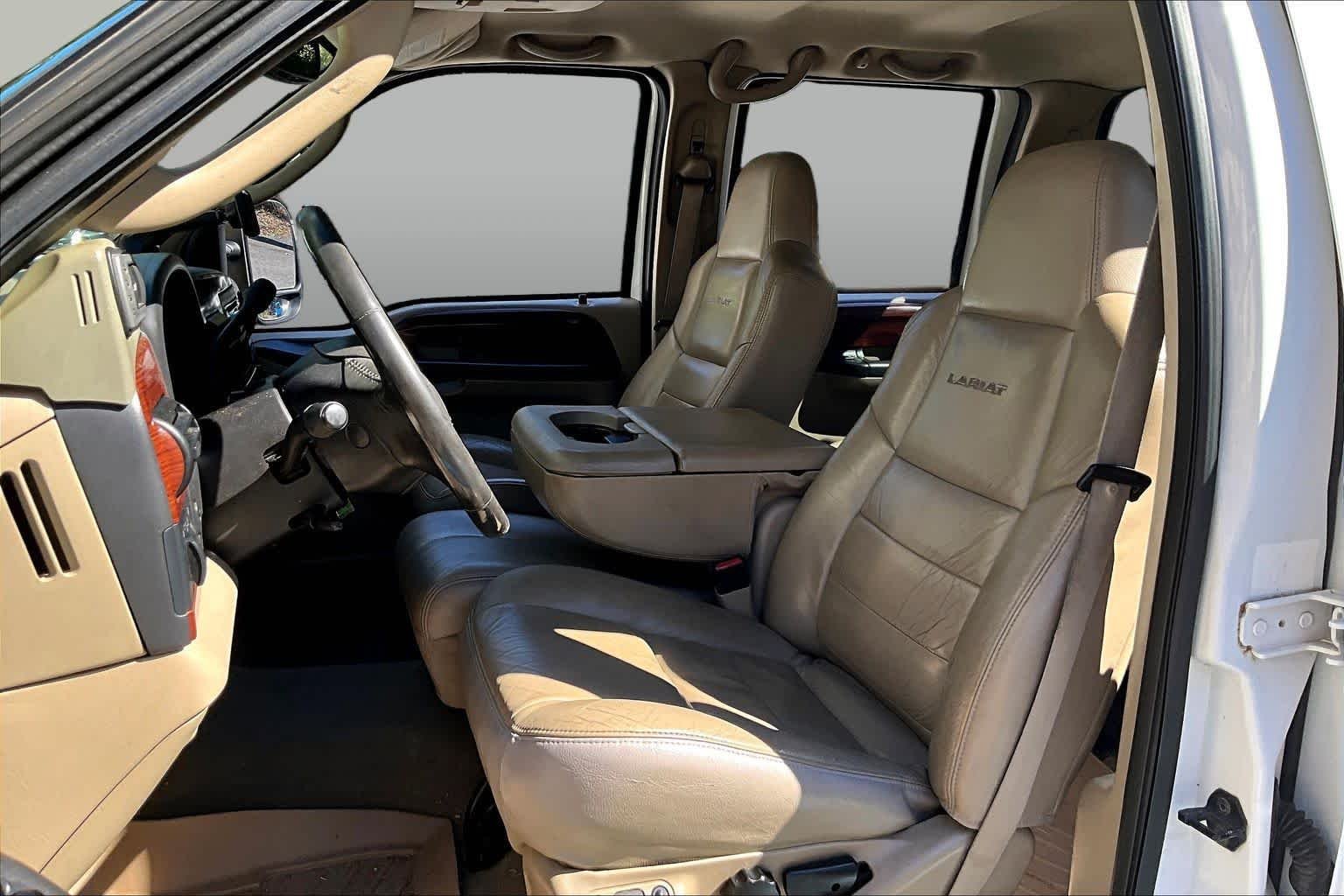 Used 2005  Ford Lariat image 7