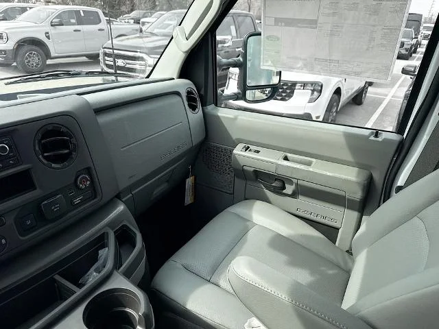 New 2026 Oxford White Ford E-450 DRW image 48