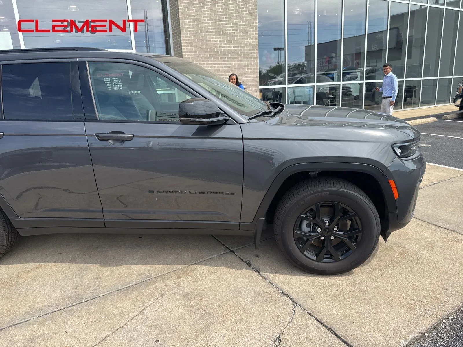 New 2026 Baltic Gray Metallic Clear-Coat Exterior Paint Jeep Altitude image 12