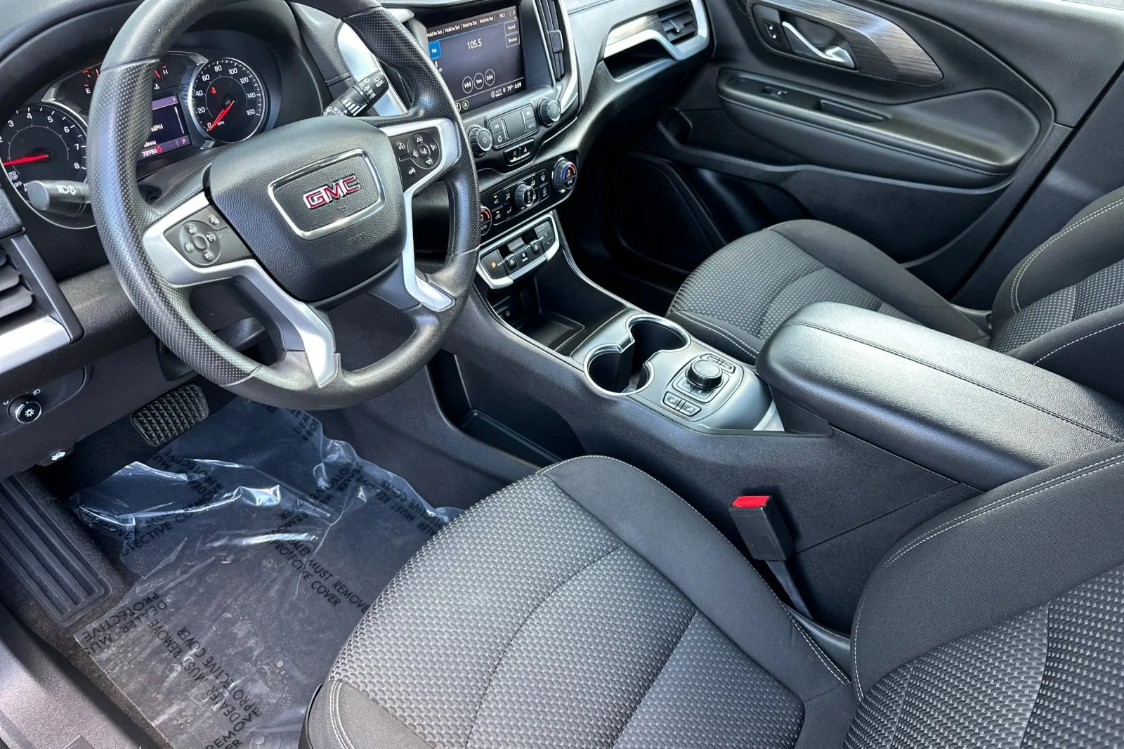 Used 2022 Black GMC SLE image 9