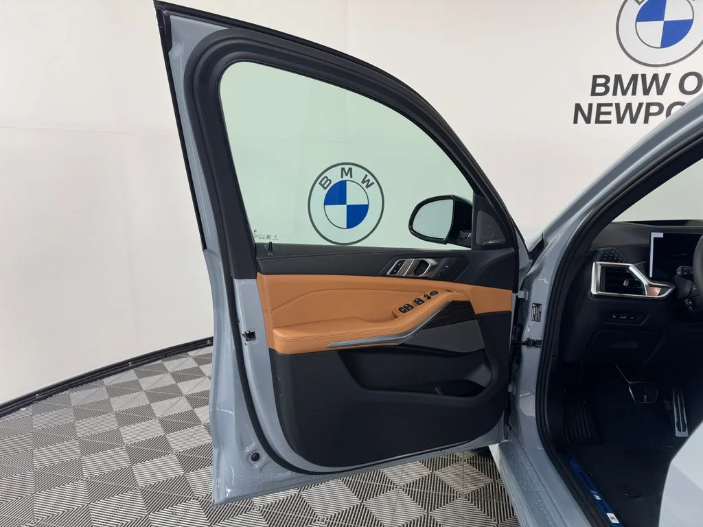 New 2026 Brooklyn Grey Metallic BMW xDrive40i image 16