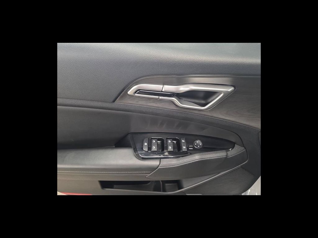 Used 2024 Gray Kia X-Line image 12