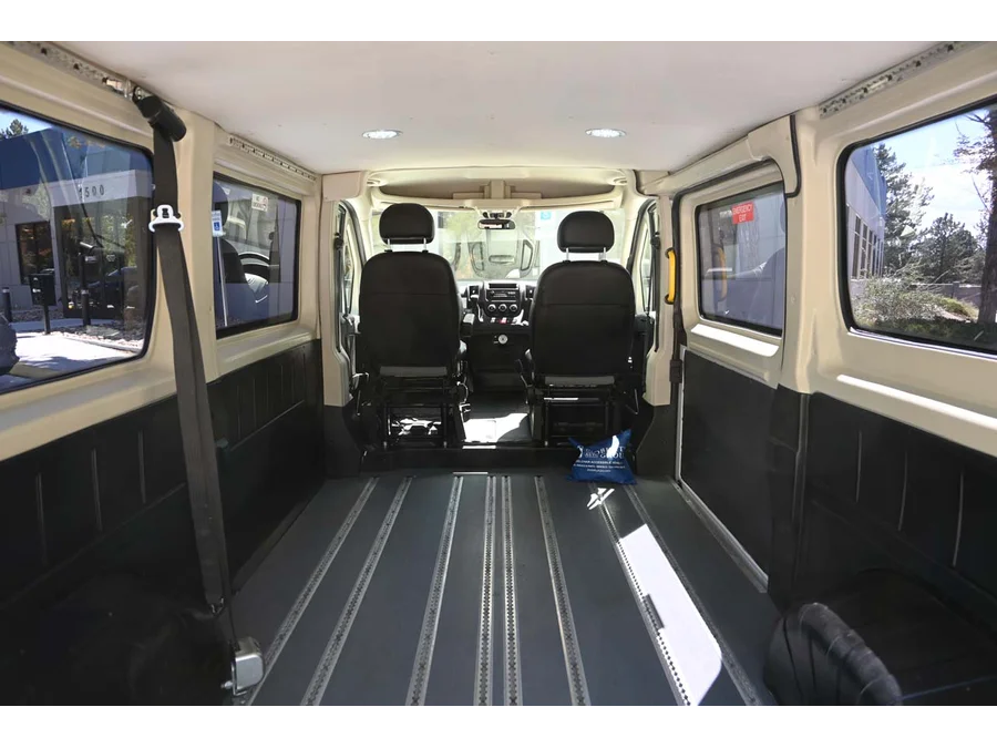 Used 2014 WHITE Ram 136 WB Low Roof Mobility Handicap Van image 20