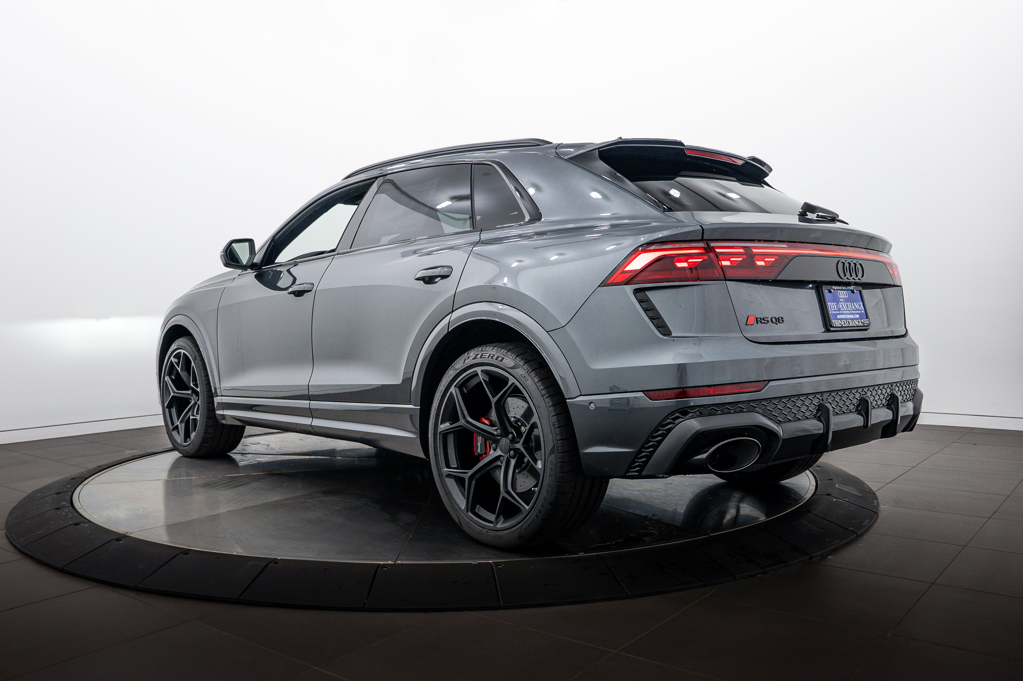 New 2026 Daytona Gray Audi performance image 5