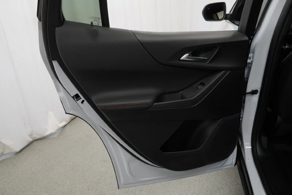New 2027 Polar White Tricoat Chevrolet RS image 24