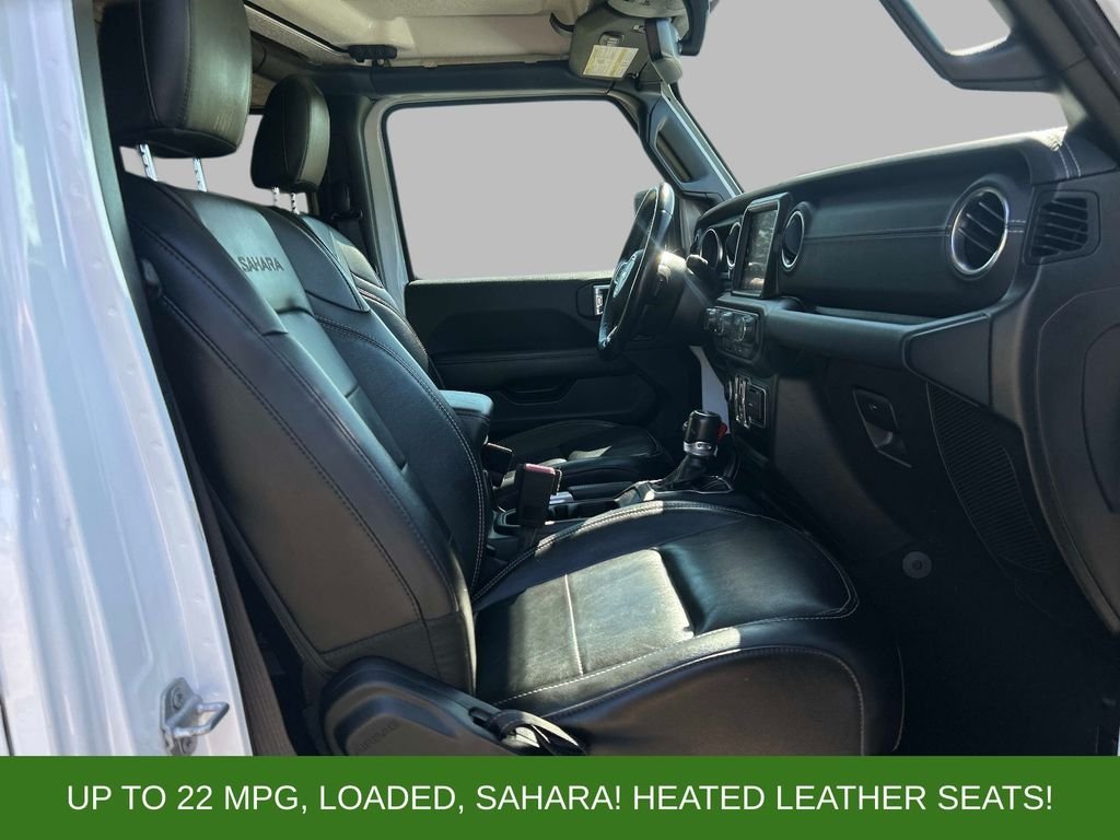 Used 2021 White Jeep Unlimited Sahara image 17
