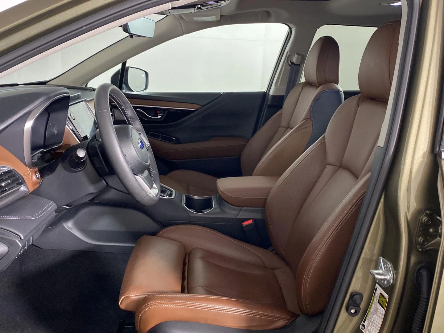 Used 2024 Autumn Green Metallic Subaru Touring image 14