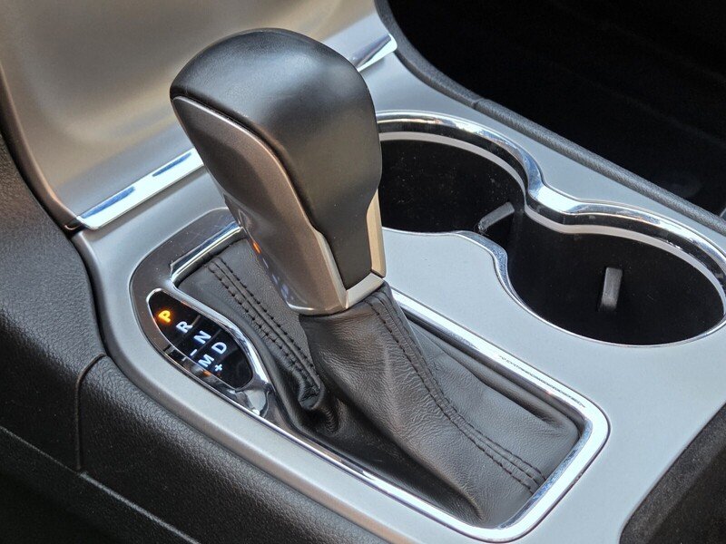 Used 2020 Gray Jeep Laredo E image 34