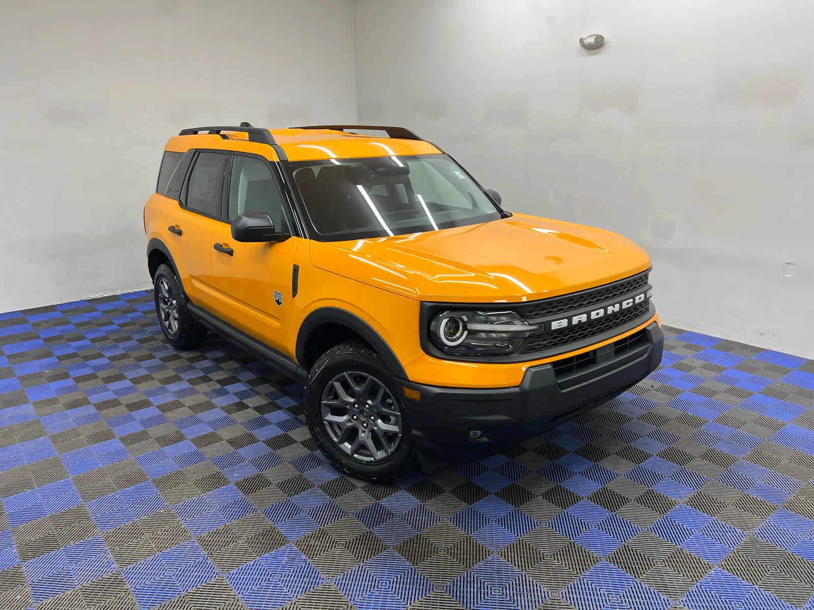 New 2026 Orange Fury Metallic Tri-Coat Ford Big Bend image 27
