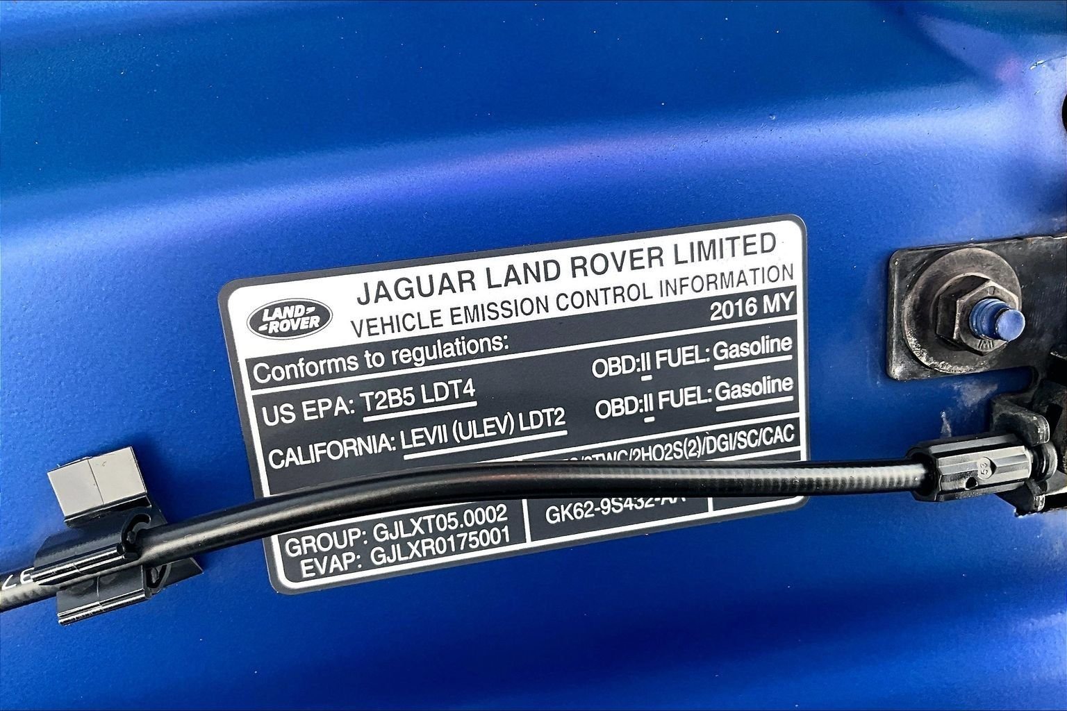 Used 2016 Blue Land Rover 5.0L V8 Supercharged SVR image 29