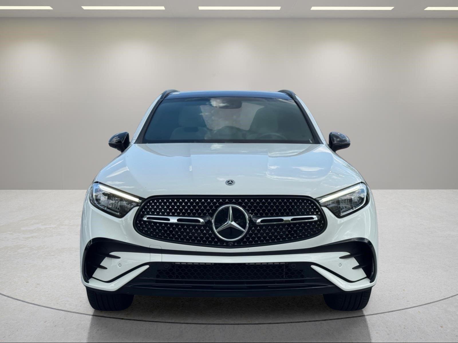 Used 2024 Polar White Mercedes-Benz GLC 300 image 8