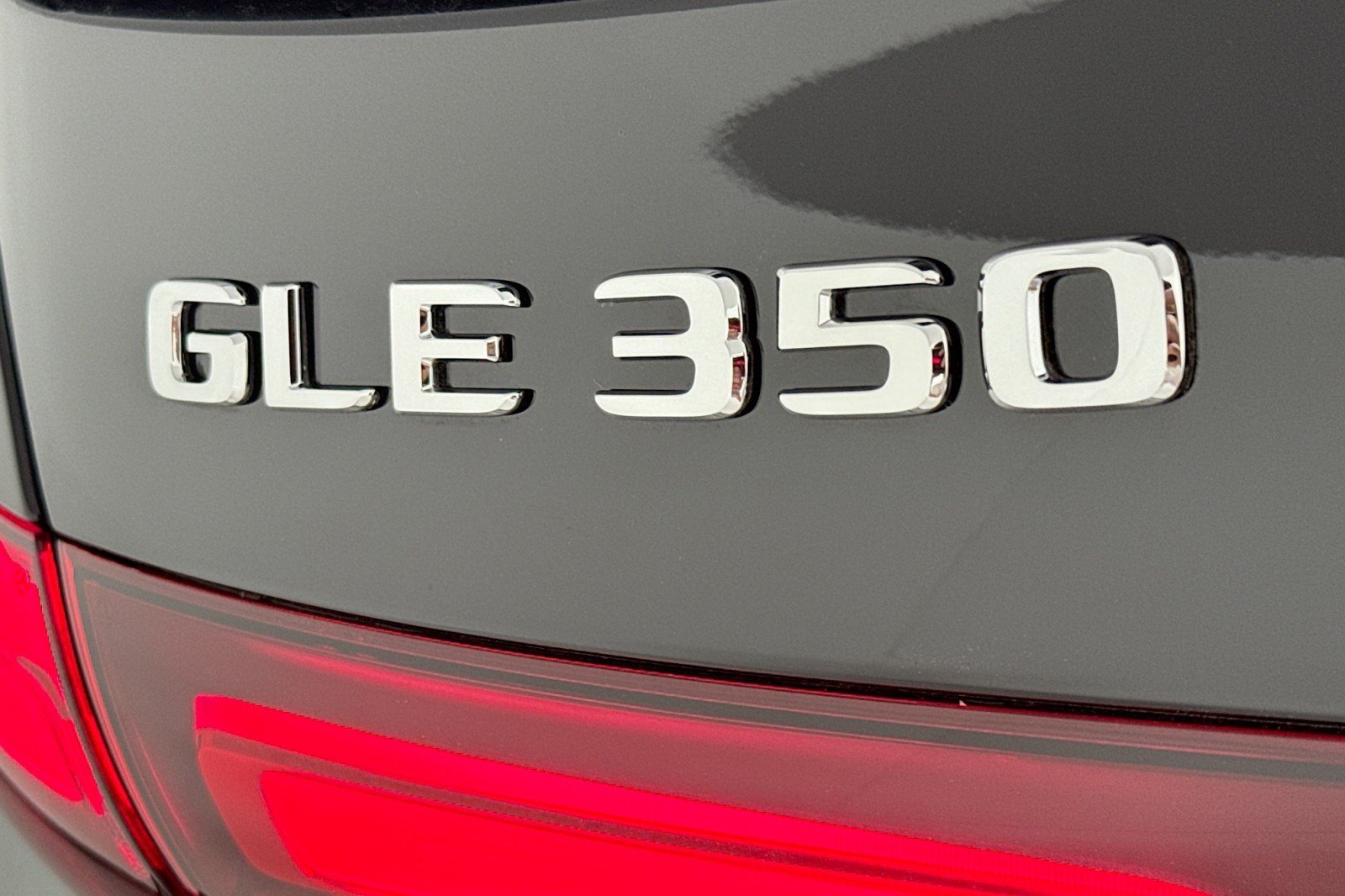 New 2026 Black Mercedes-Benz GLE 350 SUV image 9
