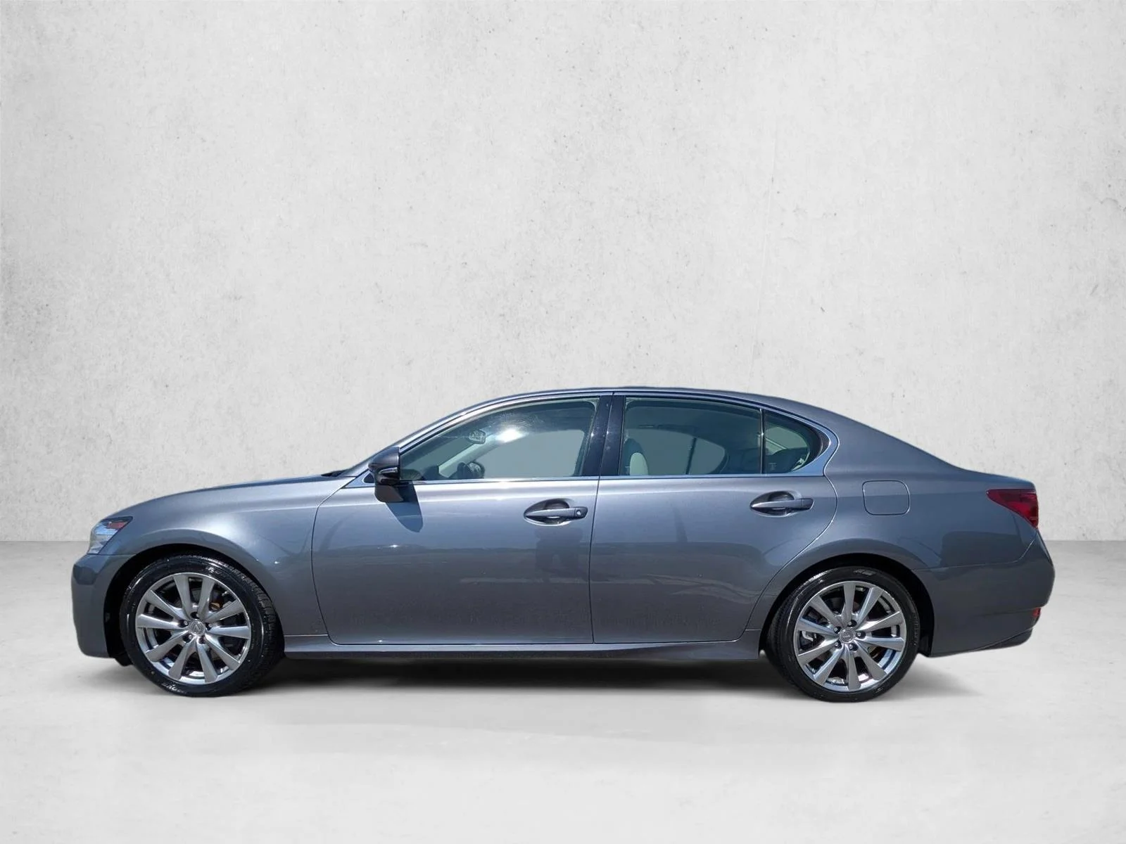 Used 2014 Nebula Gray Pearl Lexus  image 8