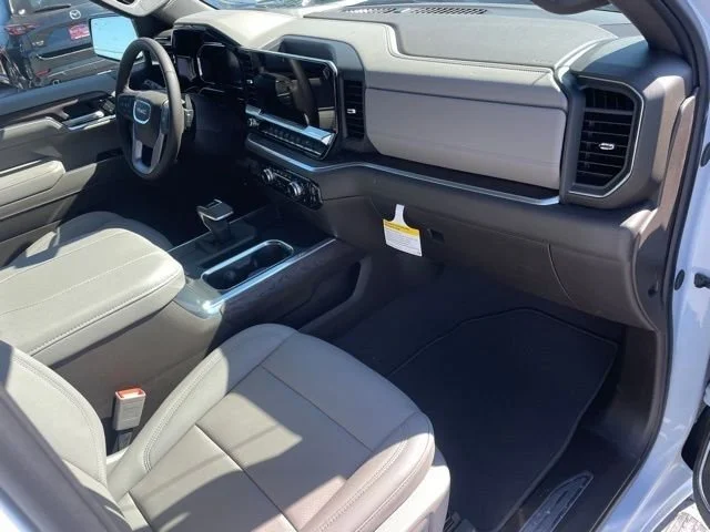 New 2026 Glacier White Tricoat GMC SLT image 15