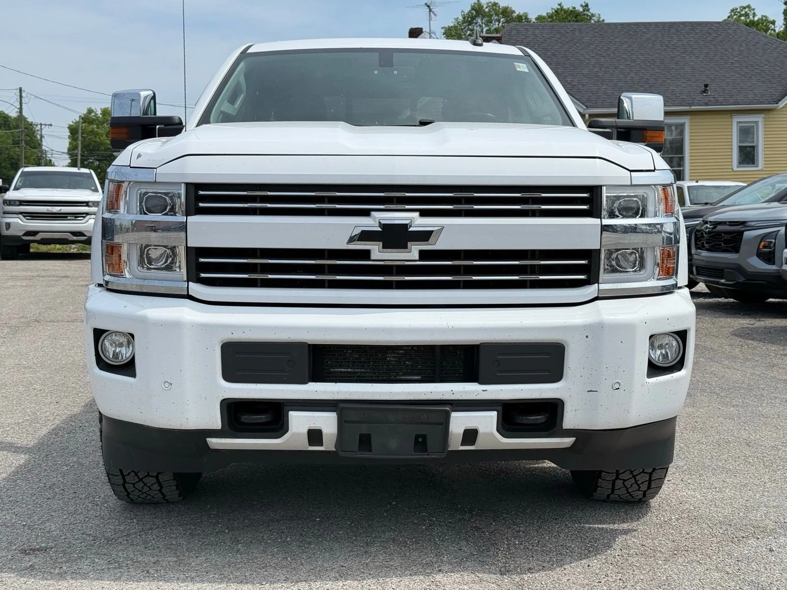 Used 2016 White Chevrolet LTZ image 11
