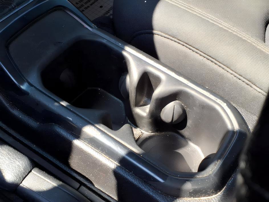 Used 2019 Granite Crystal Metallic Clearcoat Jeep Sport Altitude image 25
