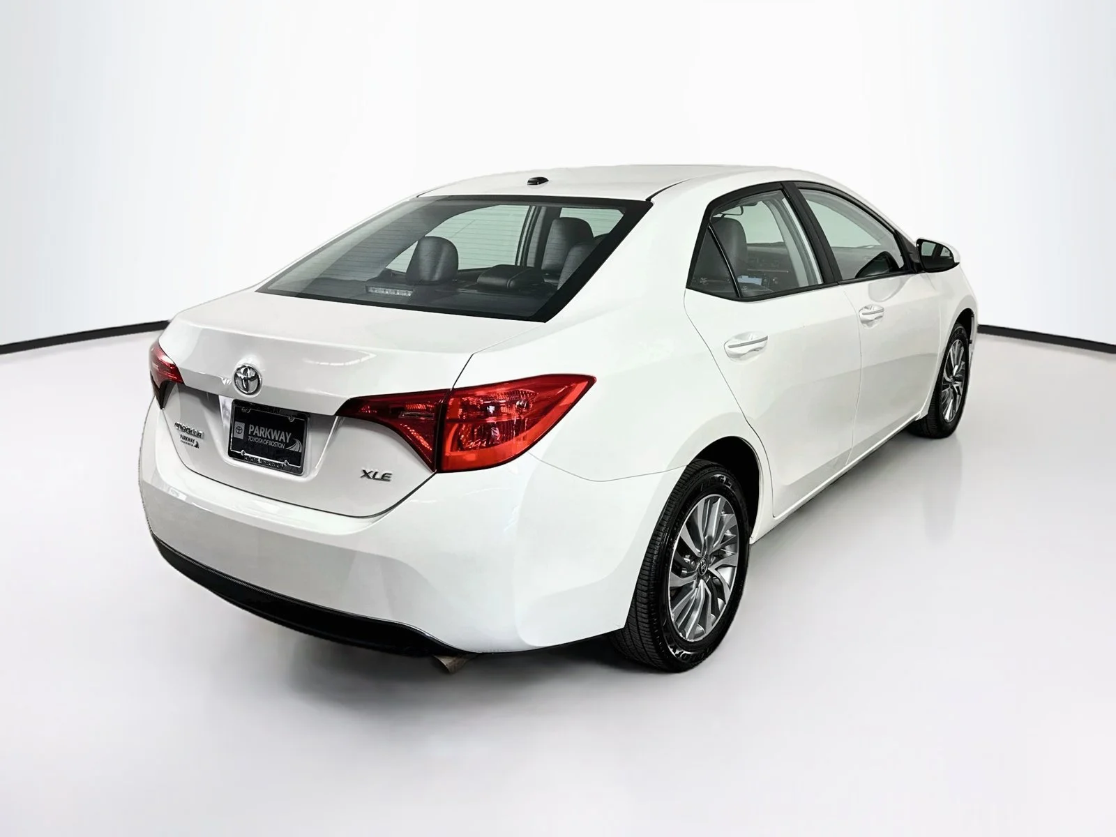 Certified Used 2019 White Toyota XLE image 7