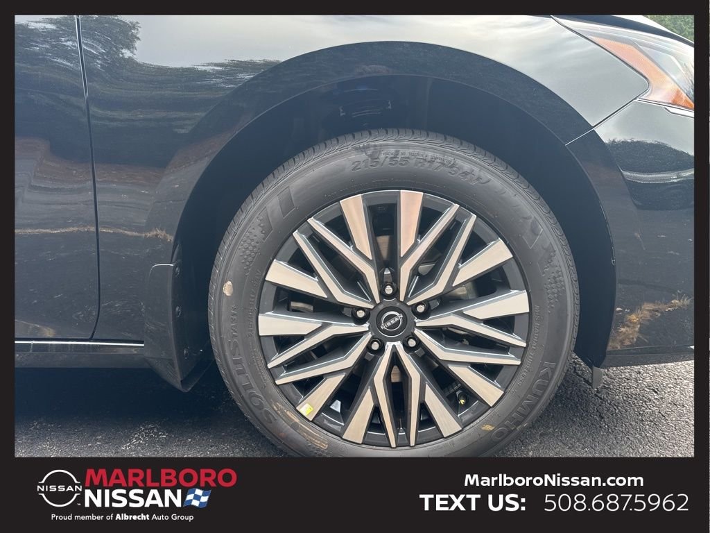 2025 Nissan Altima SV - Photo 10
