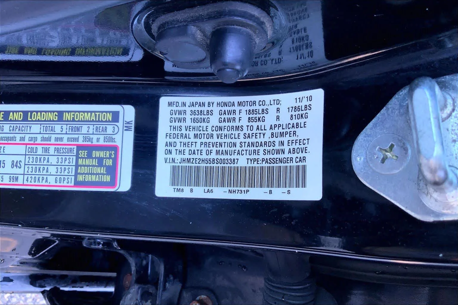 Used 2011 Crystal Black Pearl Honda LX image 32