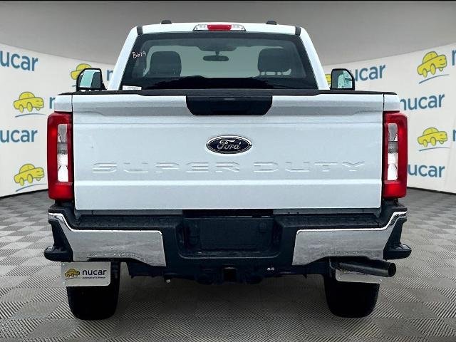 New 2026 Oxford White Ford F-350® XL image 23