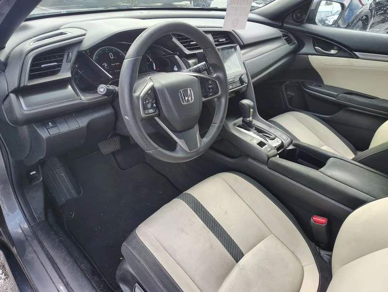 Used 2018 Gray Honda EX image 11