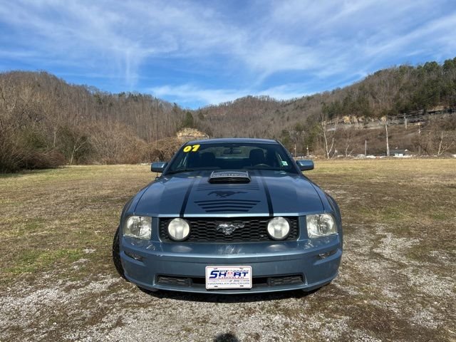 Used 2007 Ford Mustang GT Premium with VIN 1ZVFT82H775239932 for sale in Hazard, KY
