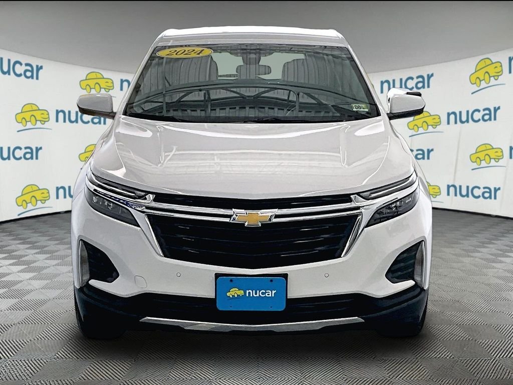 Used 2024 Summit White Chevrolet LT image 2