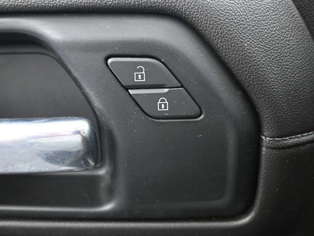 Used 2022 Black Chevrolet LT (2FL) image 18