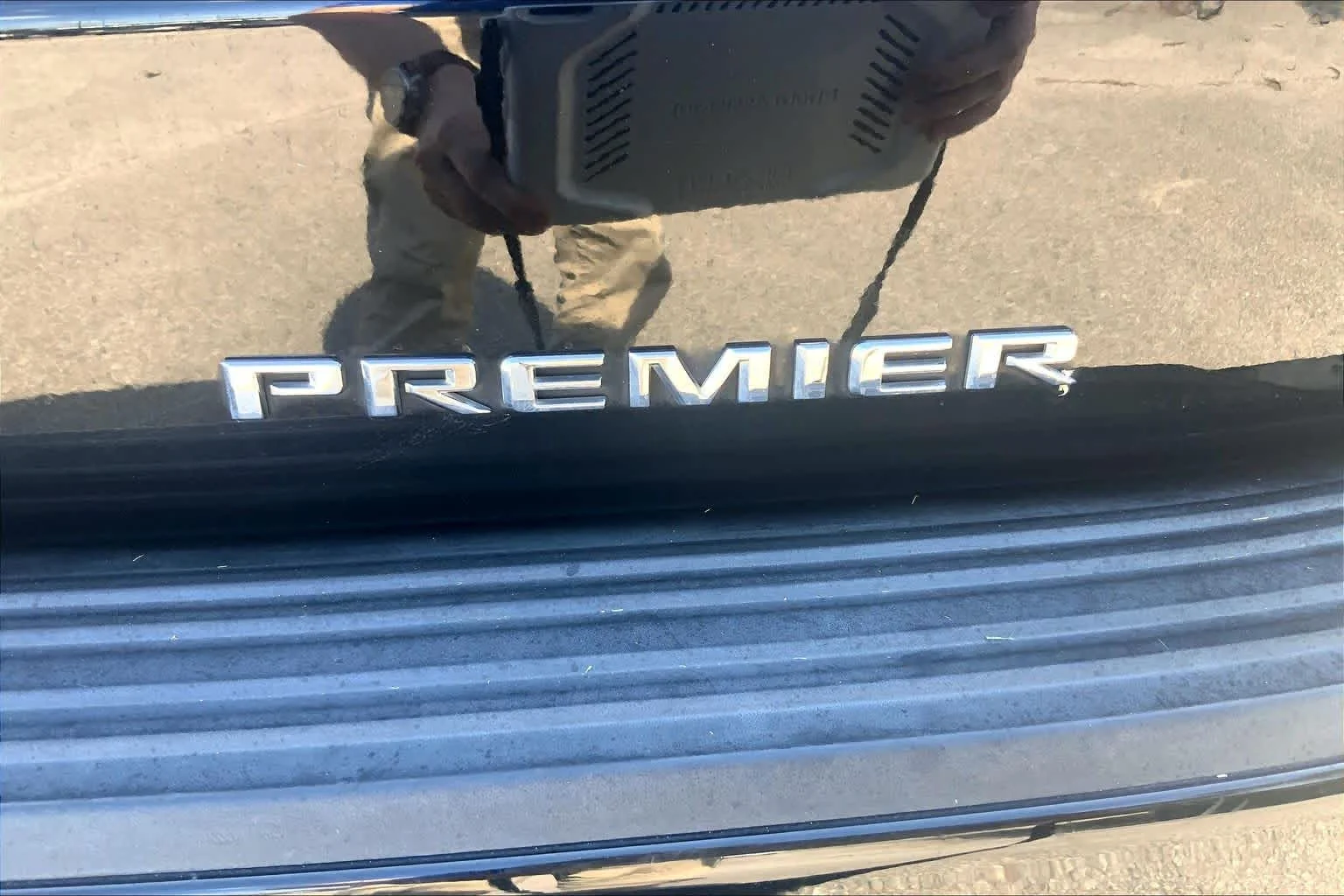 Used 2021 Black Chevrolet Premier image 10